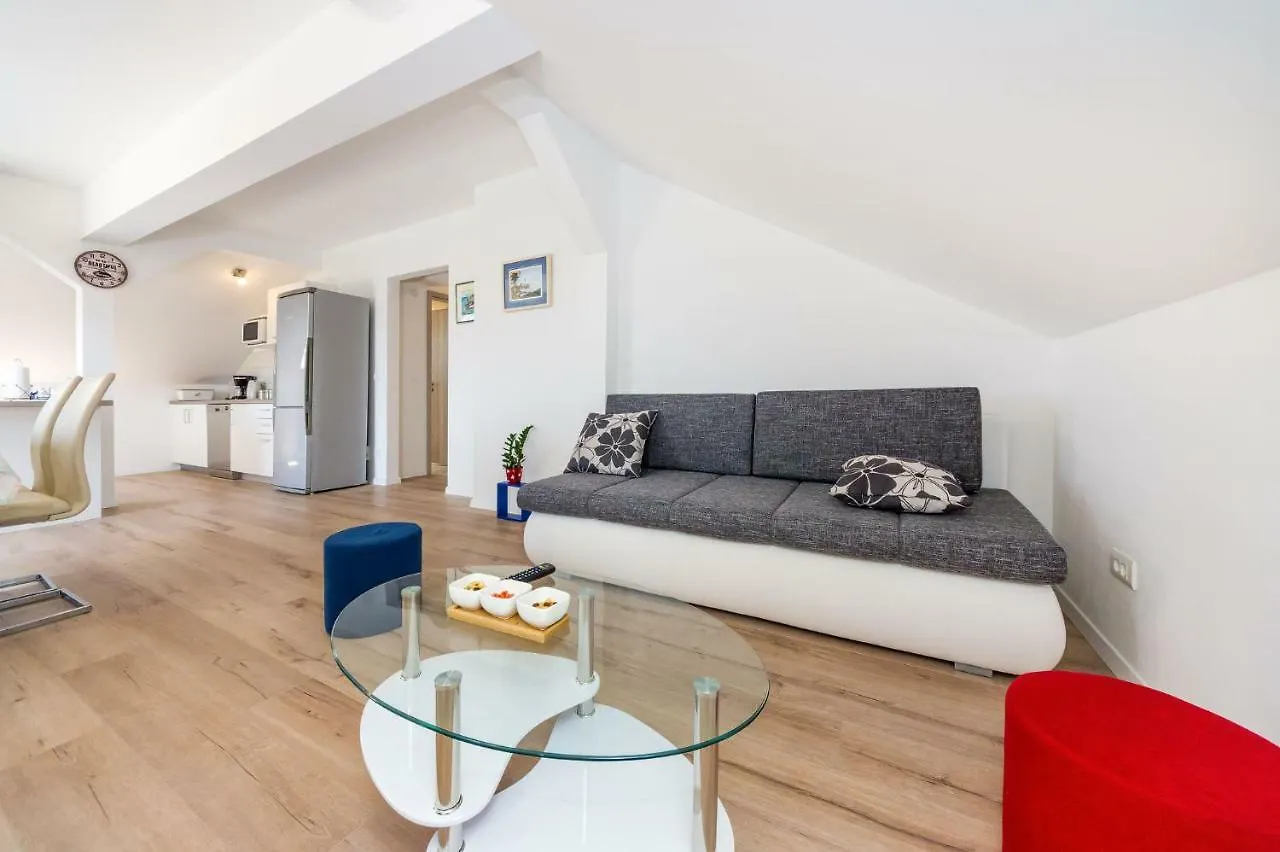 Apartment Apartman Iva Zara