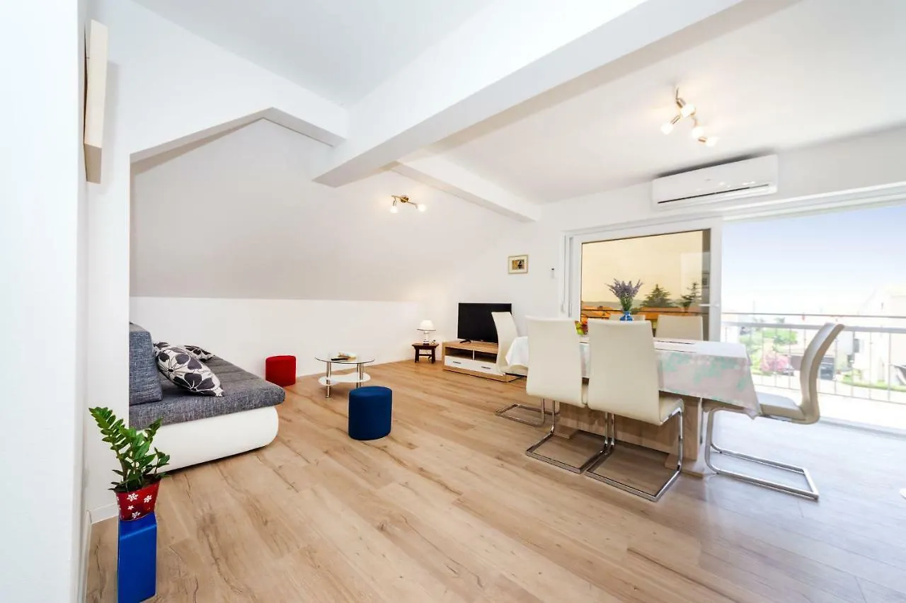 Apartman Iva Zara