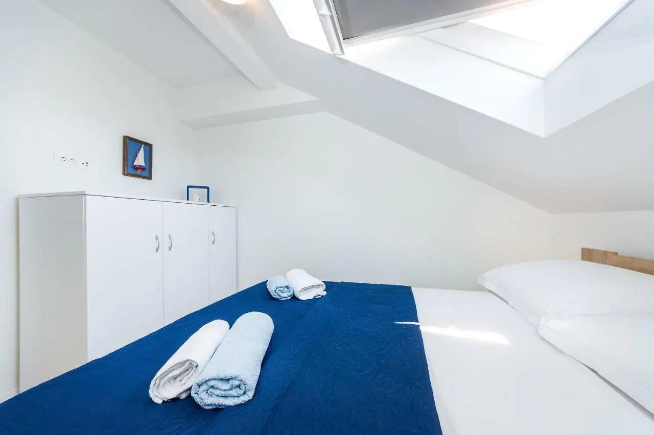 Apartment Apartman Iva Zara